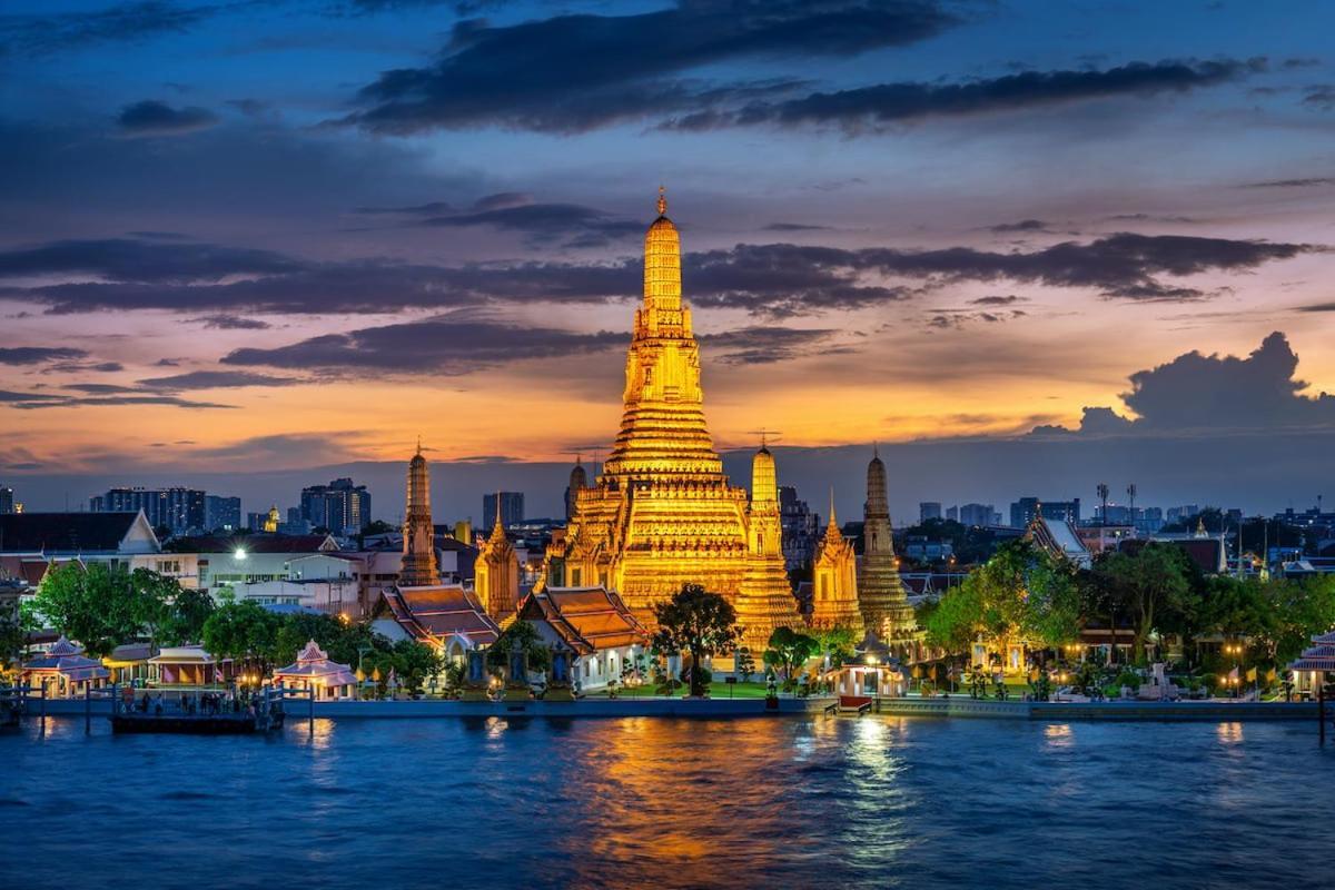 Z โกอินน์ สีลม - สถานีรถไฟฟ้าเซนต์หลุยส์ Go Inn Silom Bangkok Zewnętrze zdjęcie